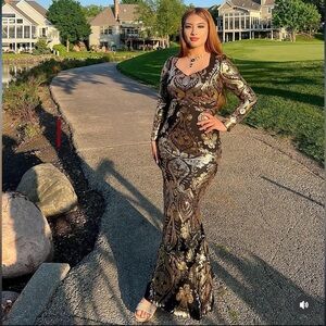 Sweetheart Neck Sequin Mermaid Prom Dress